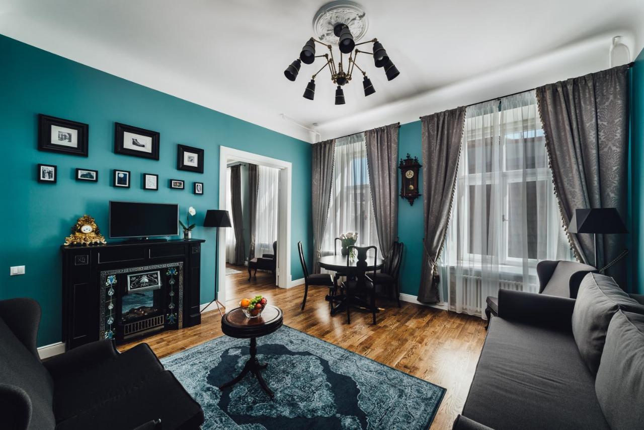 Sherlock Apartments Riga Esterno foto